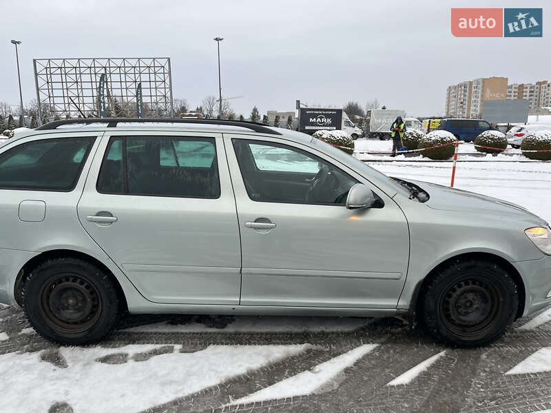 Универсал Skoda Octavia 2011 в Львове
