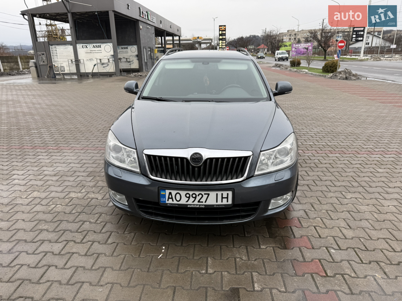 2010 Skoda Octavia - мініатюра 9