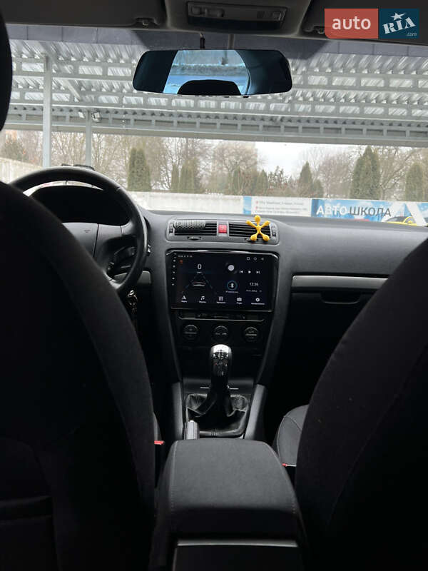 Лифтбек Skoda Octavia 2005 в Хмельницком