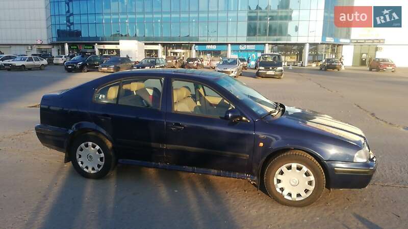 Универсал Skoda Octavia 1999 в Черновцах