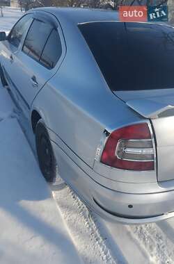 Лифтбек Skoda Octavia 2007 в Царичанке