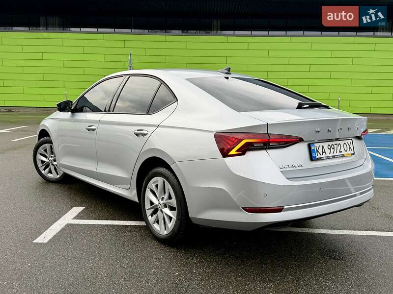 Лифтбек Skoda Octavia 2022 в Киеве