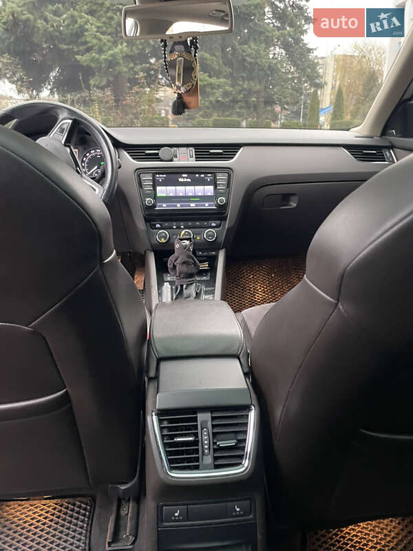 Универсал Skoda Octavia 2015 в Коростене