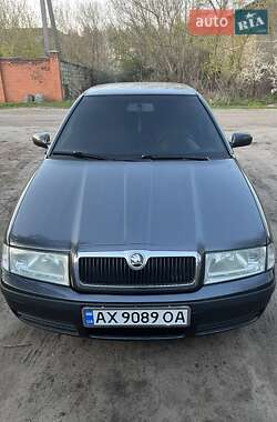 Ліфтбек Skoda Octavia 2004 в Ізюмі