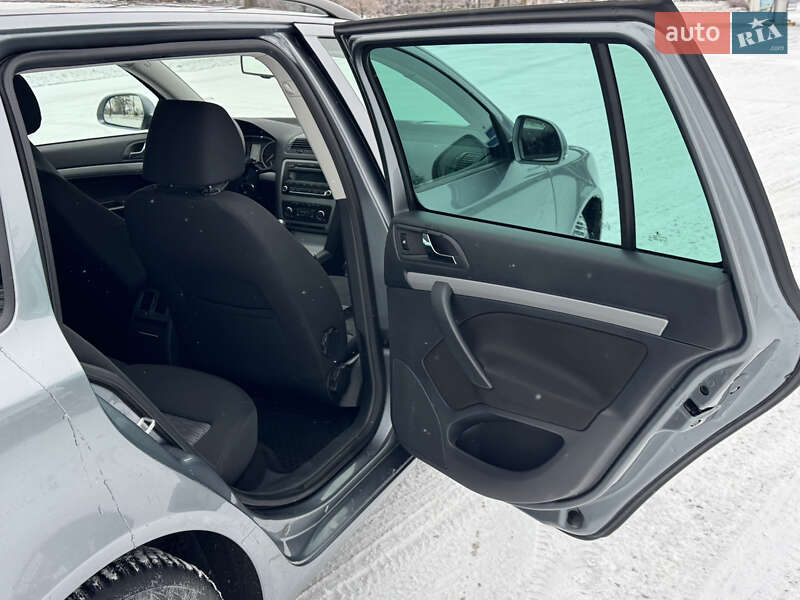 Универсал Skoda Octavia 2012 в Полтаве