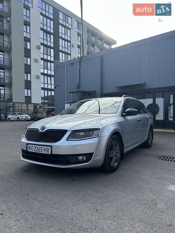 Универсал Skoda Octavia 2014 в Ужгороде