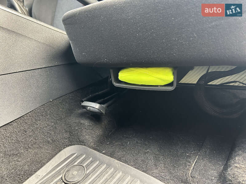 Универсал Skoda Octavia 2014 в Ужгороде