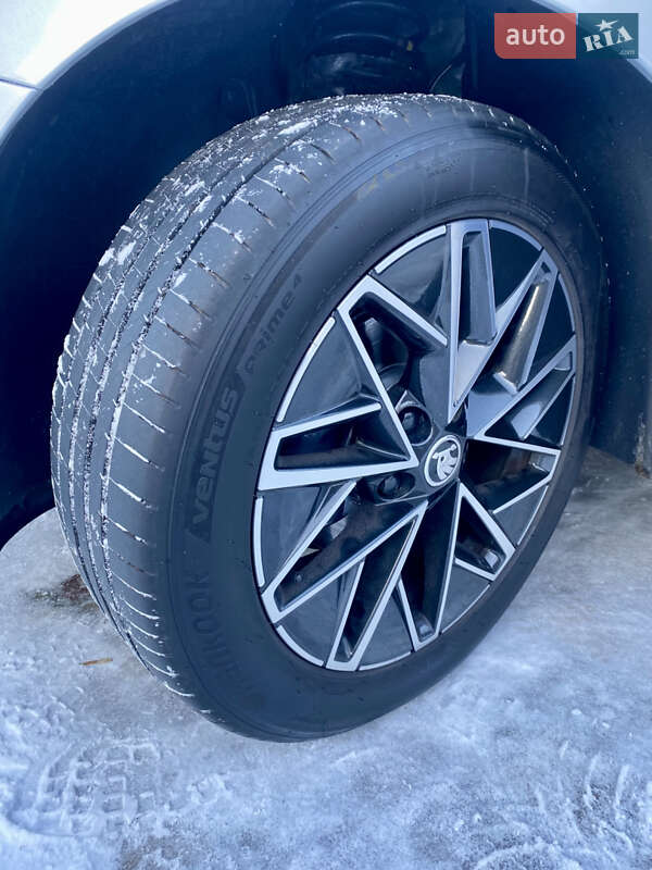 Универсал Skoda Octavia 2020 в Киеве