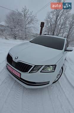 Универсал Skoda Octavia 2017 в Надворной