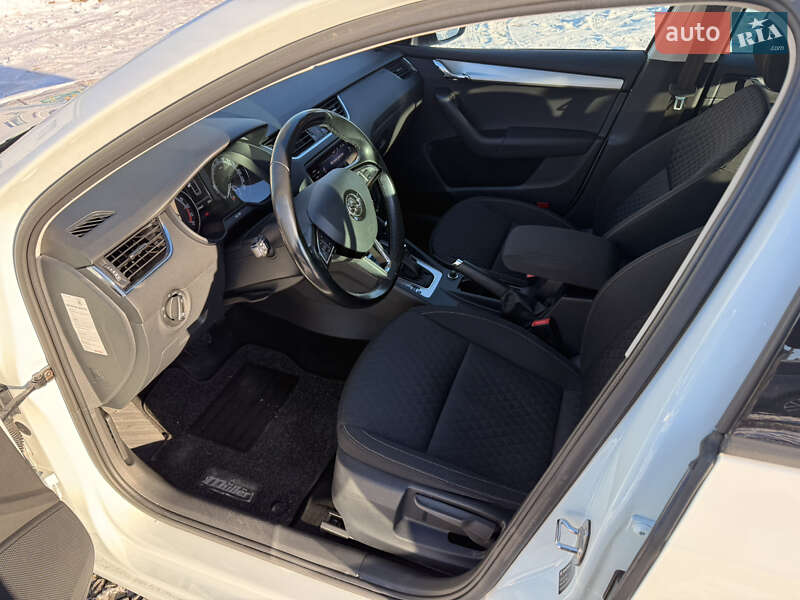 Универсал Skoda Octavia 2017 в Луцке