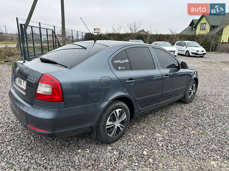 Ліфтбек Skoda Octavia 2009 в Радехові