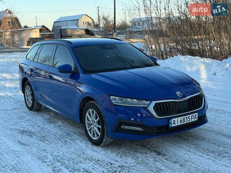 Универсал Skoda Octavia 2021 в Киеве фото Универсал Skoda Octavia 2021 в Киеве