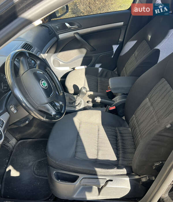 Универсал Skoda Octavia 2010 в Львове