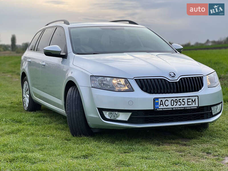 Универсал Skoda Octavia 2016 в Луцке фото 2 Универсал Skoda Octavia 2016 в Луцке