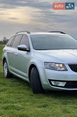 Универсал Skoda Octavia 2016 в Луцке