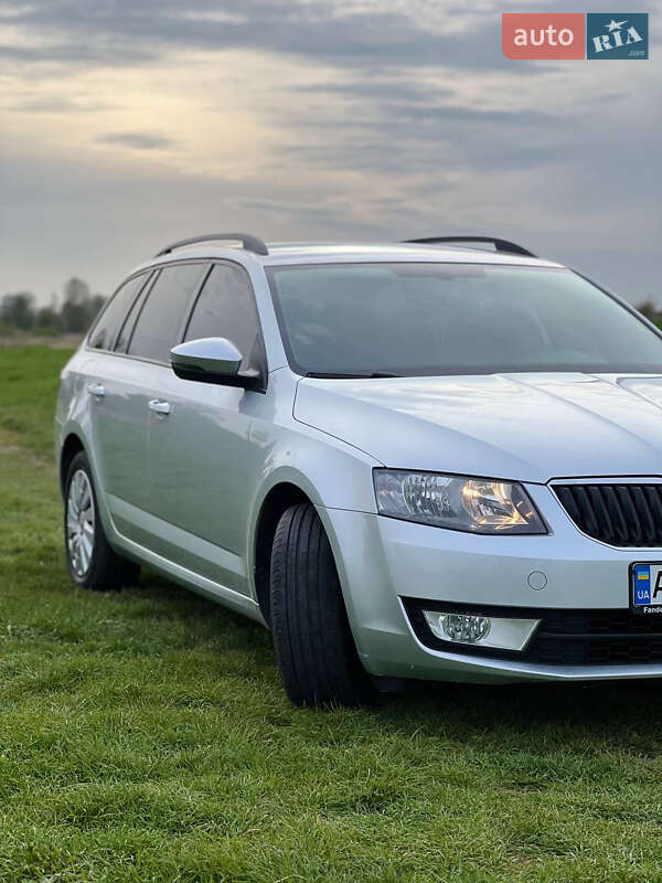 Универсал Skoda Octavia 2016 в Луцке фото 10 Универсал Skoda Octavia 2016 в Луцке