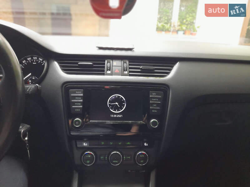 Универсал Skoda Octavia 2016 в Луцке фото 31 Универсал Skoda Octavia 2016 в Луцке