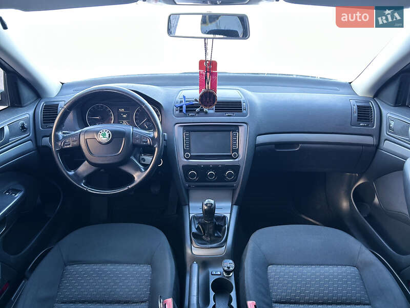 Лифтбек Skoda Octavia 2011 в Черкассах