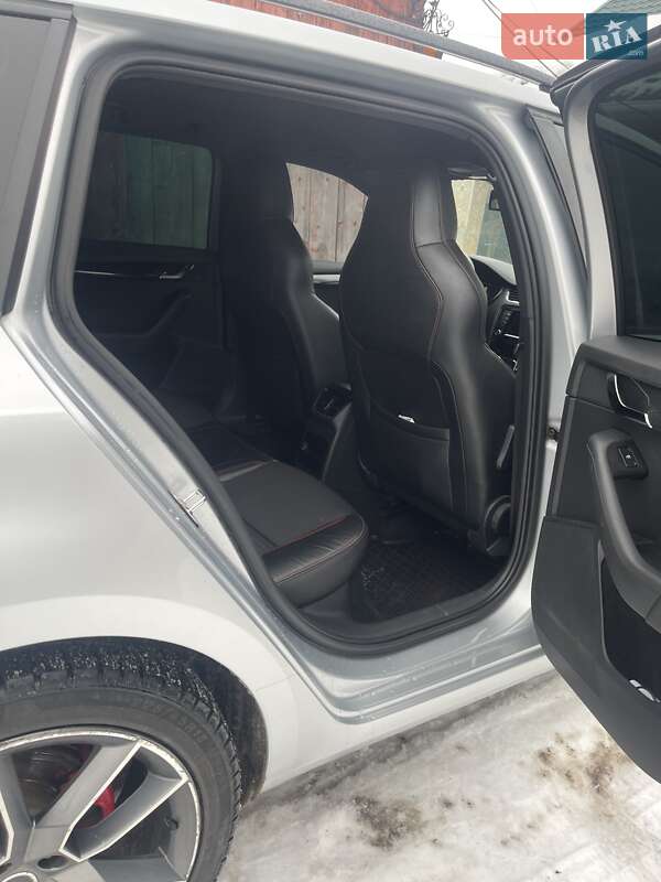 Универсал Skoda Octavia 2015 в Тернополе фото 10 Универсал Skoda Octavia 2015 в Тернополе