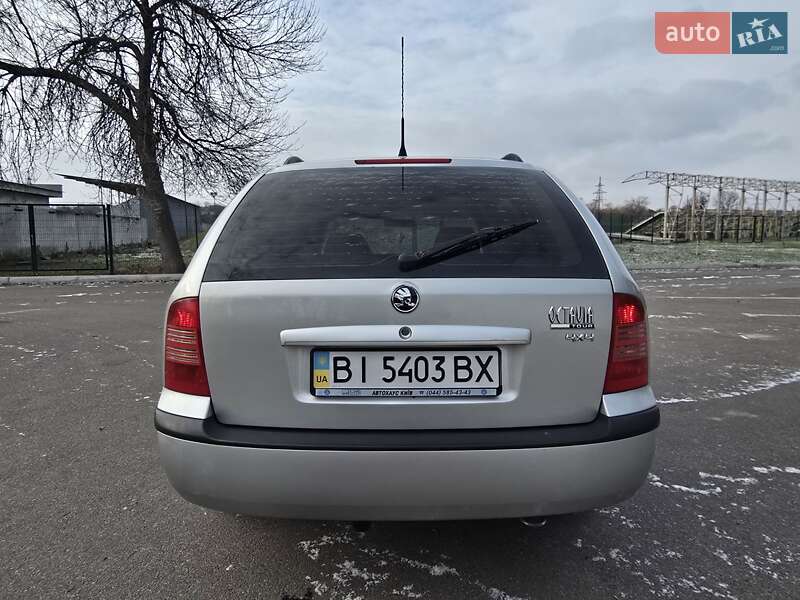 Универсал Skoda Octavia 2006 в Александрие