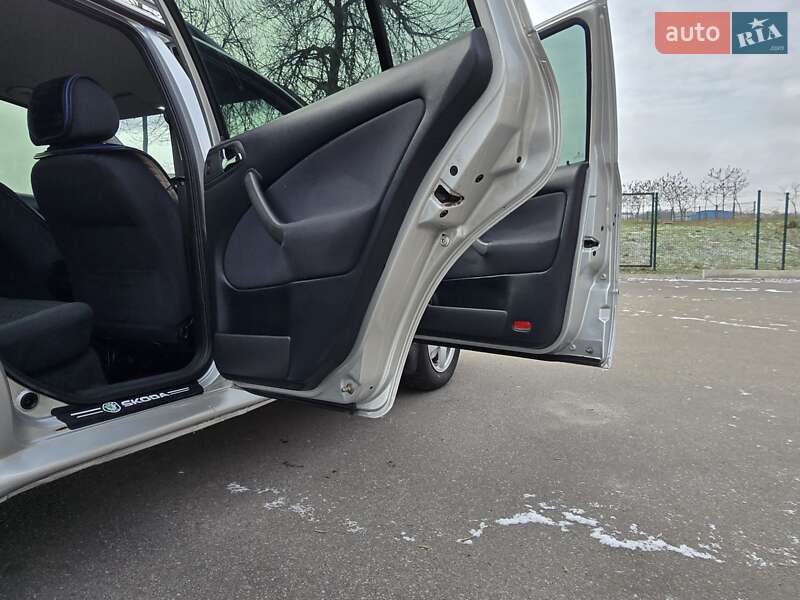 Универсал Skoda Octavia 2006 в Александрие