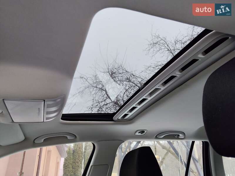 Универсал Skoda Octavia 2012 в Ровно