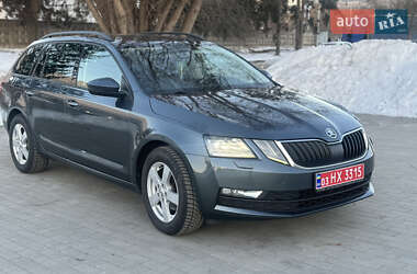 Універсал Skoda Octavia 2019 в Луцьку