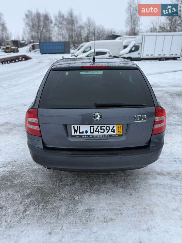 Универсал Skoda Octavia 2006 в Нововолынске