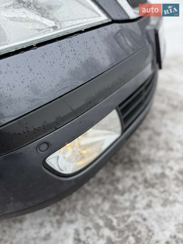 Универсал Skoda Octavia 2006 в Нововолынске