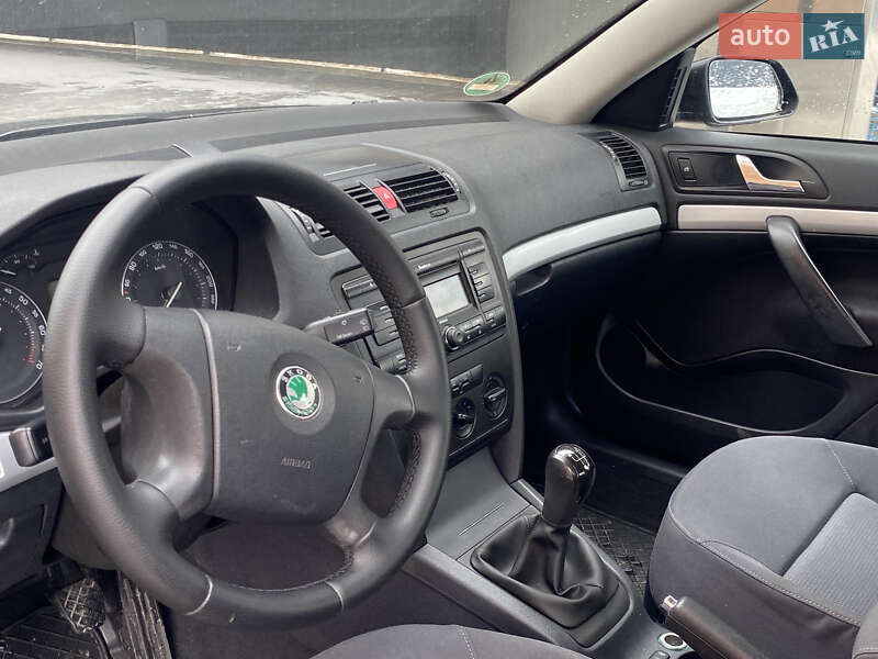 Лифтбек Skoda Octavia 2006 в Вознесенске фото 7 Лифтбек Skoda Octavia 2006 в Вознесенске