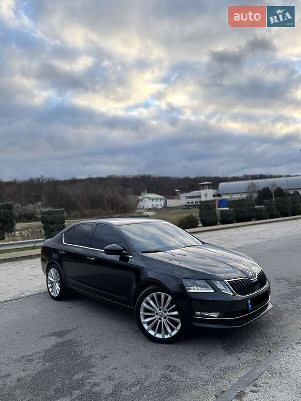 Лифтбек Skoda Octavia 2018 в Запорожье