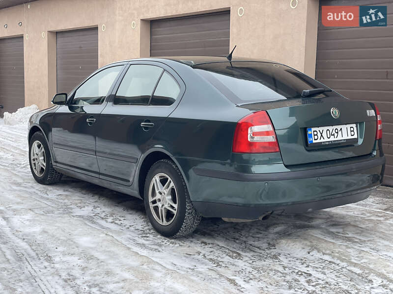 Лифтбек Skoda Octavia 2006 в Староконстантинове