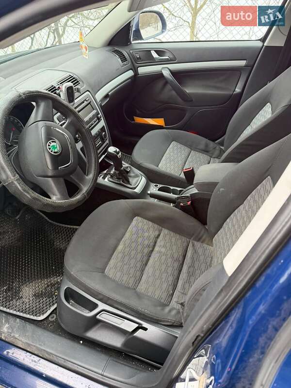 Универсал Skoda Octavia 2012 в Старом Самборе