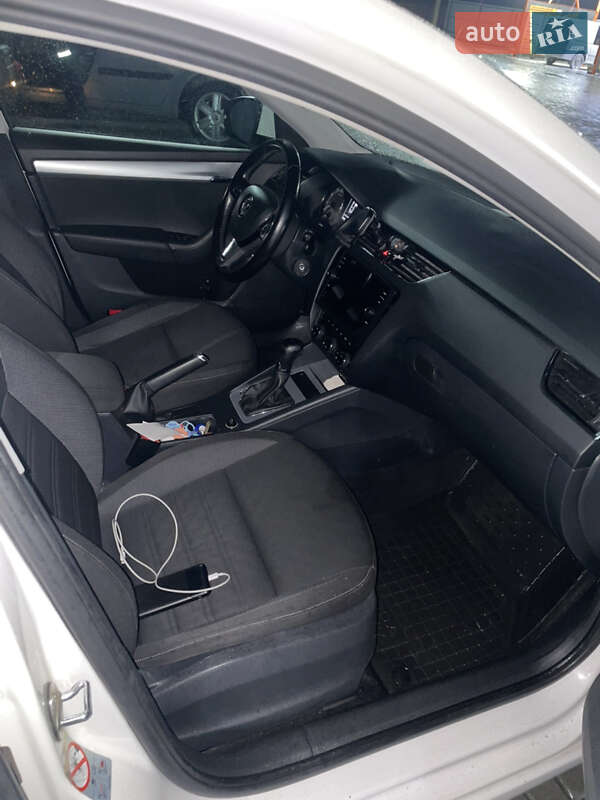 Лифтбек Skoda Octavia 2017 в Ужгороде