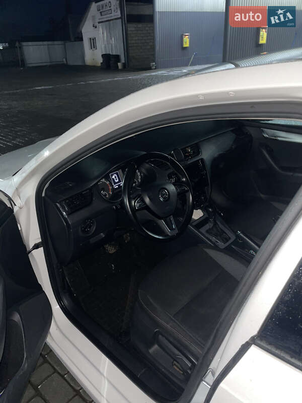 Лифтбек Skoda Octavia 2017 в Ужгороде