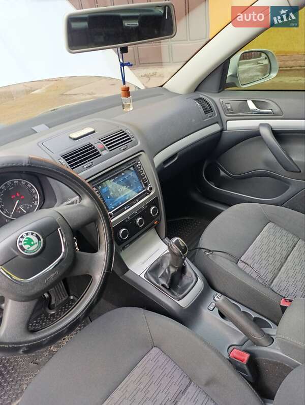 Лифтбек Skoda Octavia 2011 в Кривом Роге