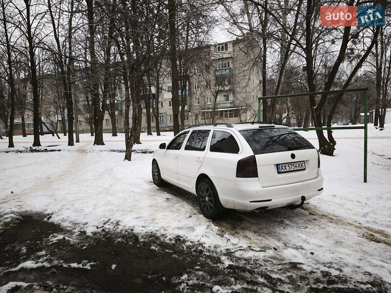 Универсал Skoda Octavia 2010 в Харькове фото 3 Универсал Skoda Octavia 2010 в Харькове