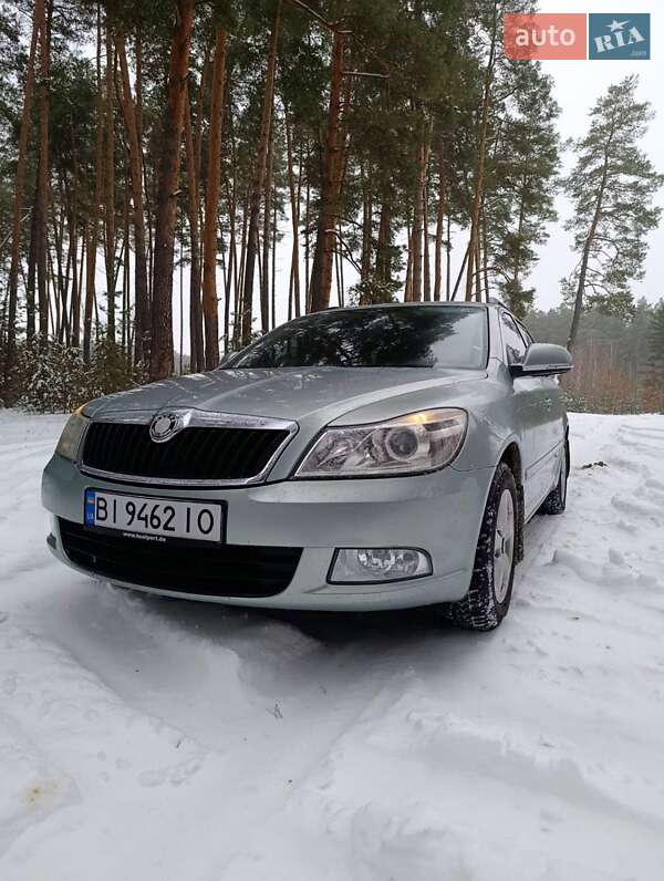 Универсал Skoda Octavia 2009 в Гадяче