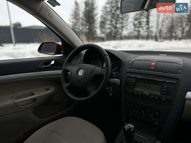 Универсал Skoda Octavia 2006 в Самборе