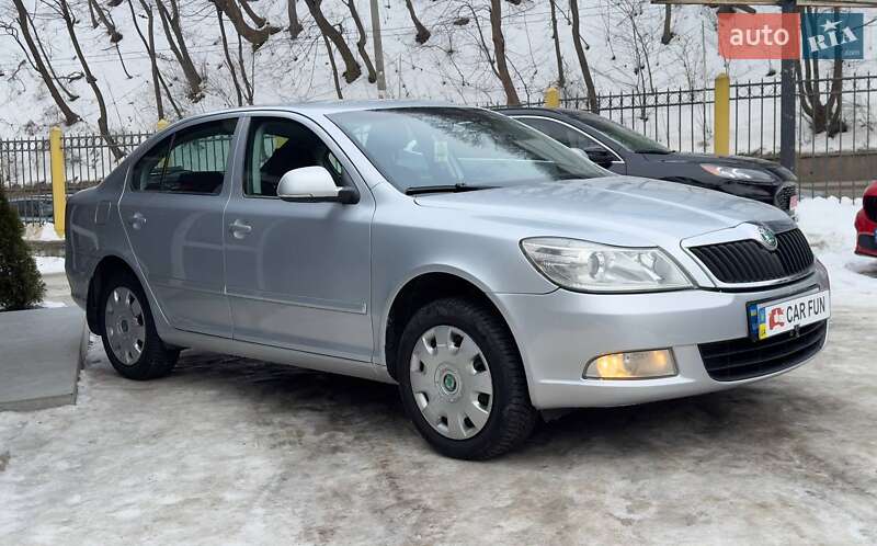 Лифтбек Skoda Octavia 2012 в Львове