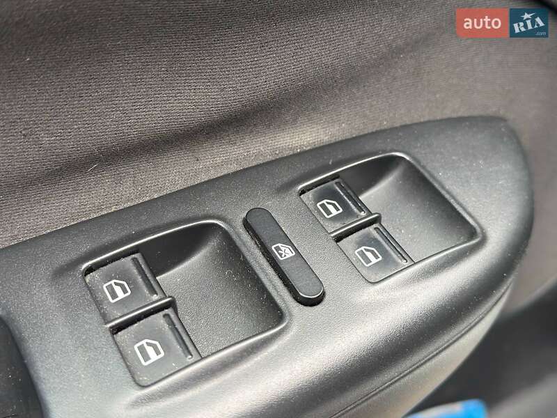 Лифтбек Skoda Octavia 2012 в Львове