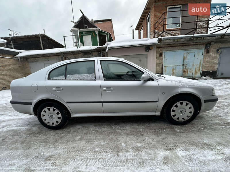 Лифтбек Skoda Octavia 2006 в Киеве
