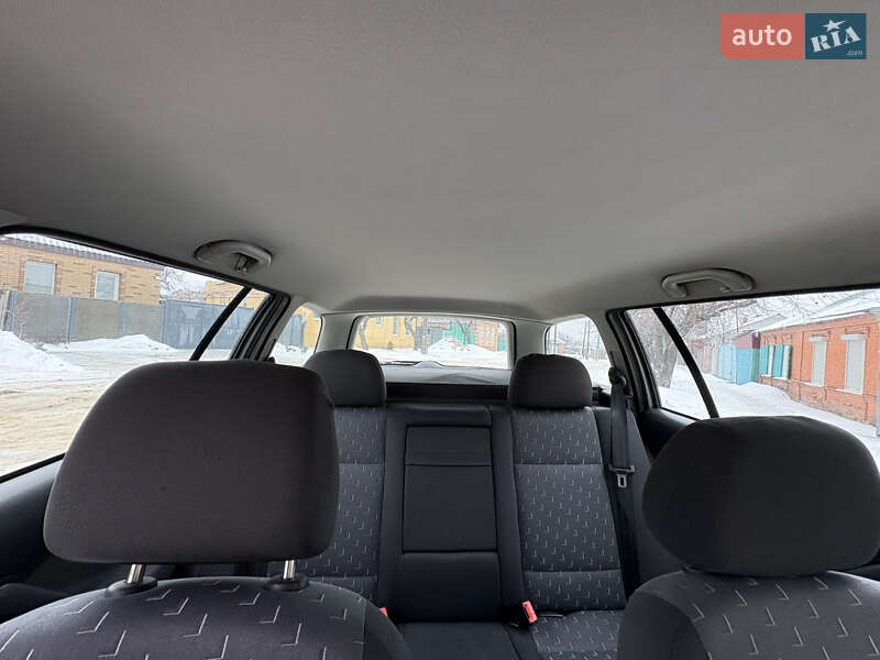 Универсал Skoda Octavia 2003 в Харькове