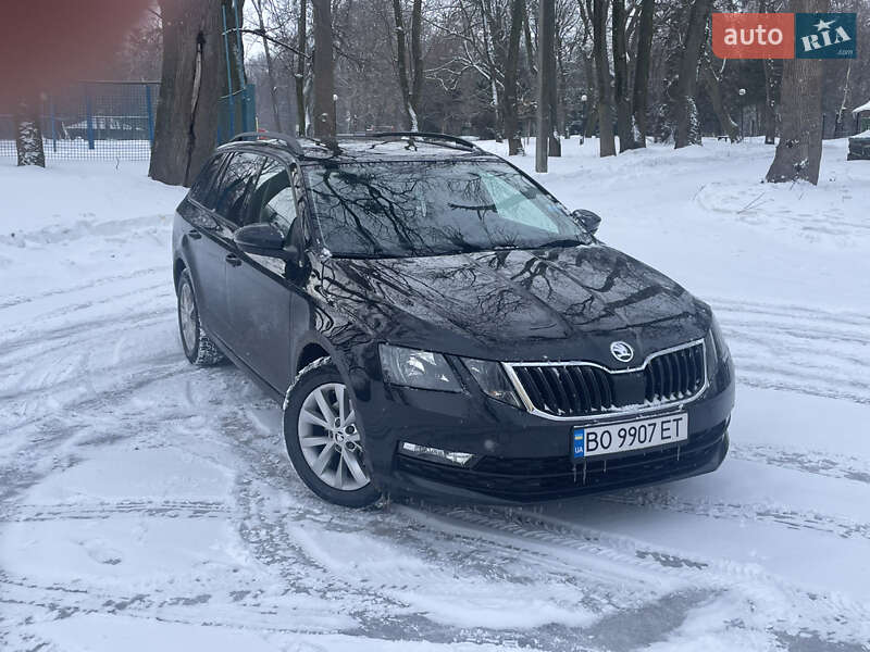 Универсал Skoda Octavia 2018 в Горохове