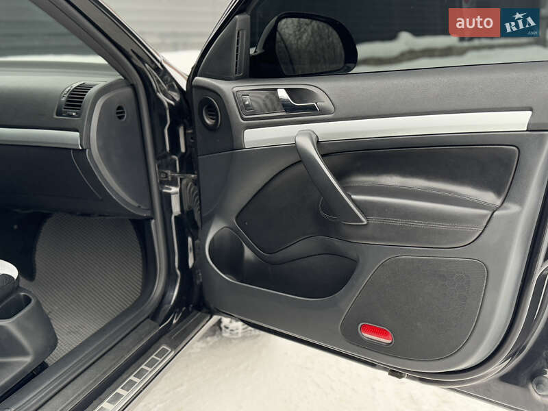 Универсал Skoda Octavia 2009 в Тернополе