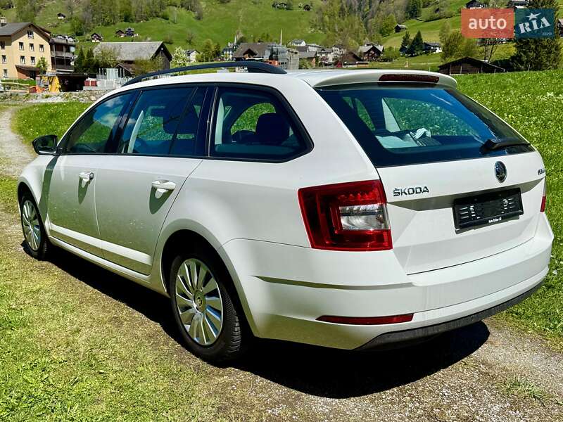 Универсал Skoda Octavia 2019 в Киеве