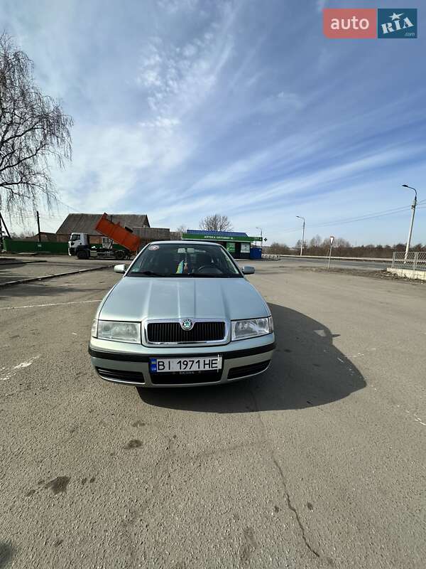 Лифтбек Skoda Octavia 2009 в Полтаве