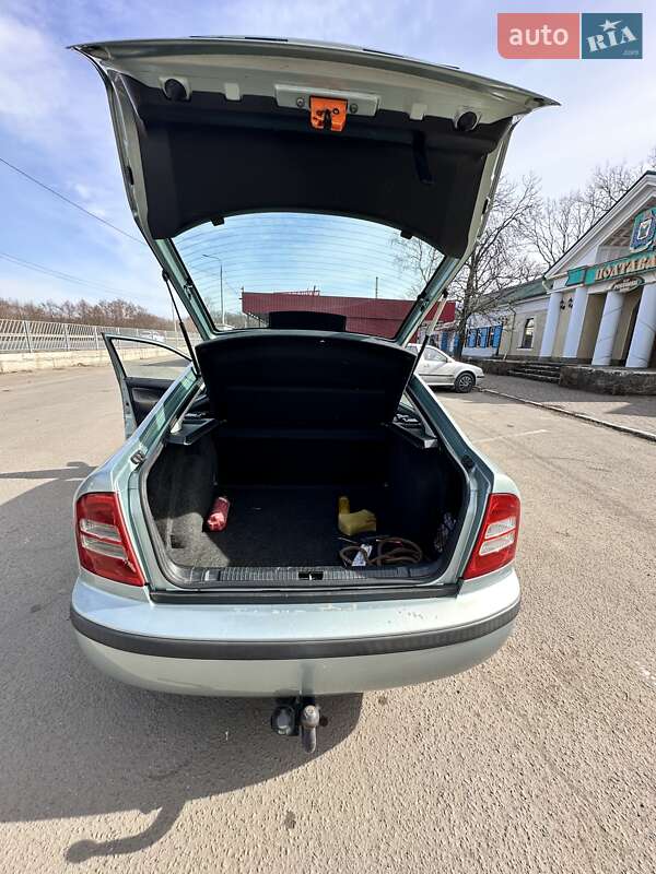 Лифтбек Skoda Octavia 2009 в Полтаве