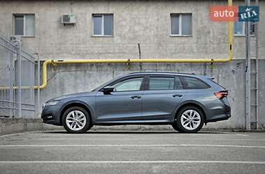 Универсал Skoda Octavia 2020 в Киеве