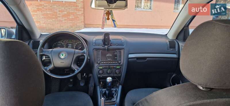 Универсал Skoda Octavia 2006 в Софиевской Борщаговке